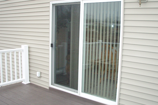 Hollister-screen-door-repair